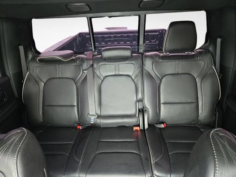 Used 2024 RAM 1500 Limited AWD/4WD image 32