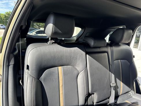 Used 2025 MAZDA CX-70 3.3 Turbo S w/ Premium Package image 48