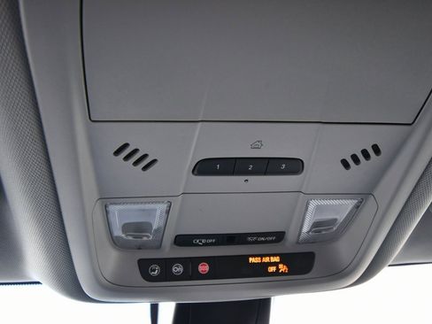 Certified 2022 Chevrolet Blazer LT image 30