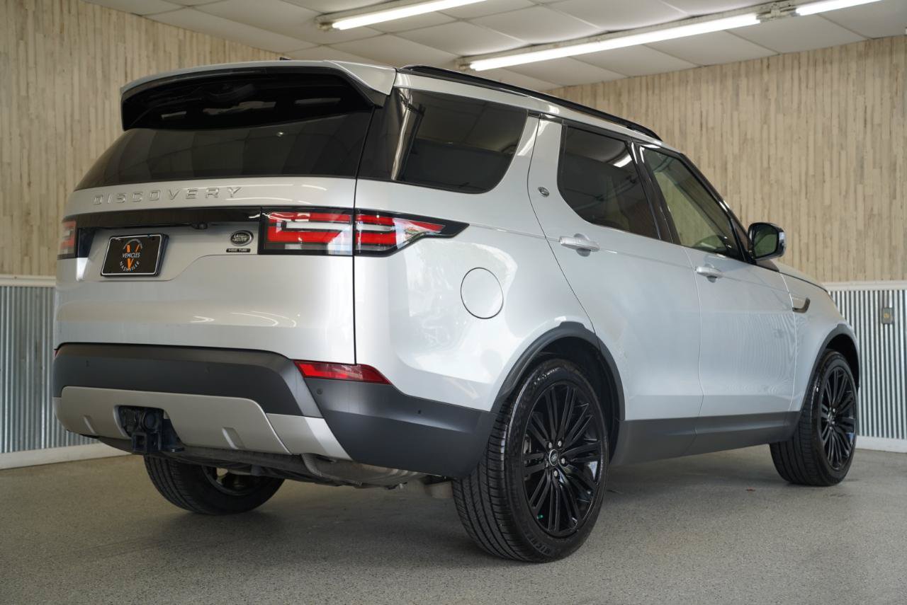 Used 2018 Land Rover Discovery HSE Luxury AWD/4WD image 10