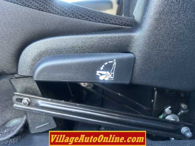 Used 2019 Dodge Grand Caravan SE w/ UConnect Hands-Free Group FWD image 24