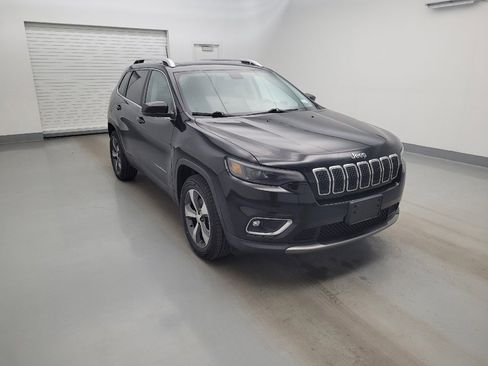 Used 2019 Jeep Cherokee Limited AWD/4WD image 13