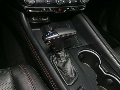 Used 2025 Dodge Durango R/T w/ Blacktop Package AWD/4WD image 34