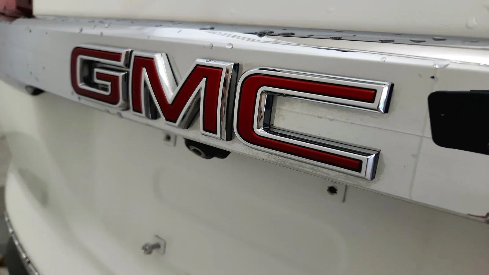 Used 2022 GMC Acadia SLE FWD image 34