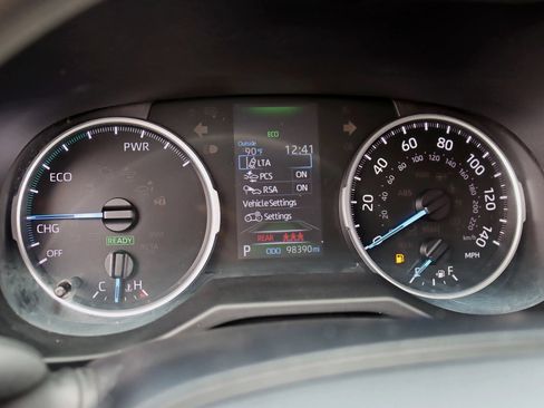 Used 2021 Toyota RAV4 LE AWD/4WD image 19