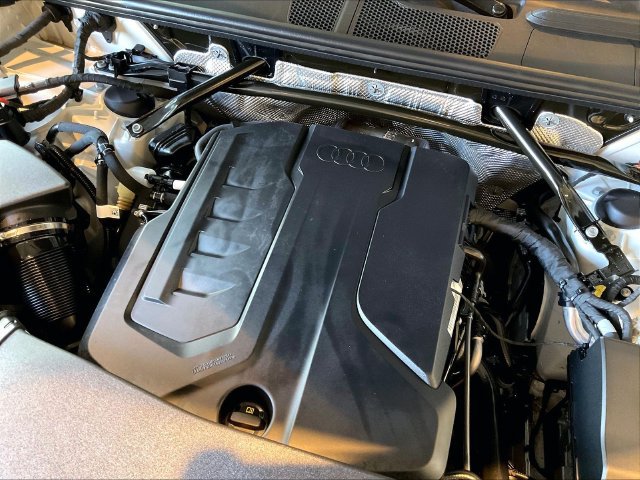 Certified 2025 Audi Q5 Premium w/ Premium Plus AWD/4WD image 31