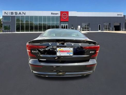 Used 2025 Volvo S60 B5 Plus AWD/4WD image 29