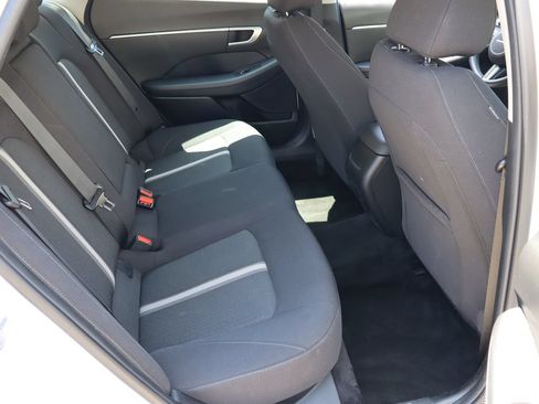 Used 2025 Hyundai Sonata SEL FWD image 16