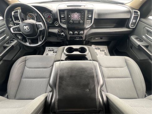 Used 2019 RAM 1500 Big Horn RWD image 3