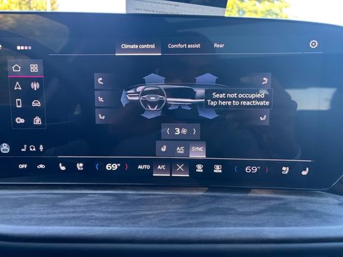 New 2025 Audi Q5 Prestige image 18