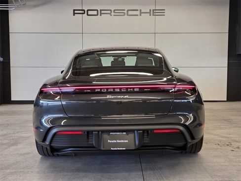 Used 2025 Porsche Taycan image 7