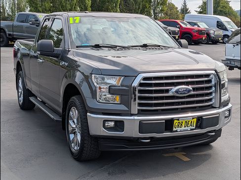 Used 2017 Ford F150 XLT w/ Equipment Group 302A Luxury AWD/4WD image 3