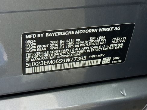 Used 2025 BMW X7 xDrive40i AWD/4WD image 40