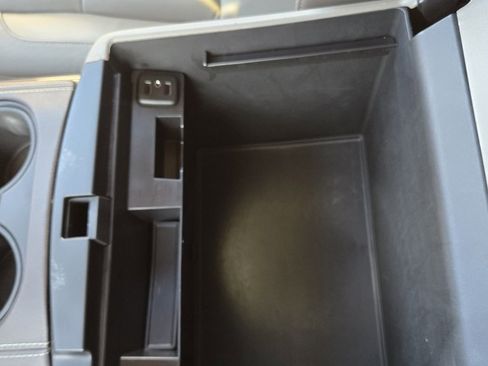 Used 2016 Chevrolet Tahoe LT w/ Luxury Package image 36