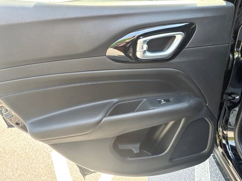 New 2026 Jeep Compass Latitude image 22