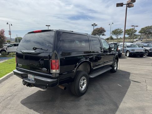 Used 2005 Ford Excursion Limited AWD/4WD image 5