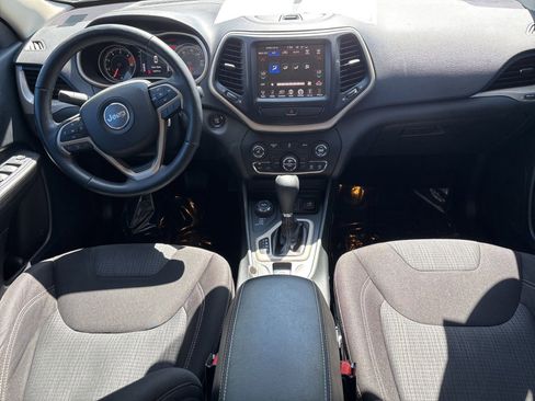 Used 2016 Jeep Cherokee Latitude w/ Comfort/Convenience Group AWD/4WD image 20