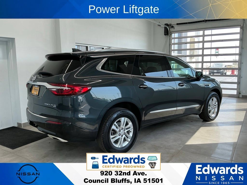 Used 2021 Buick Enclave Essence w/ Sound and Sites Package AWD/4WD image 9