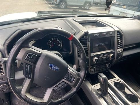 Used 2019 Ford F150 Raptor w/ Equipment Group 802A Luxury AWD/4WD image 16