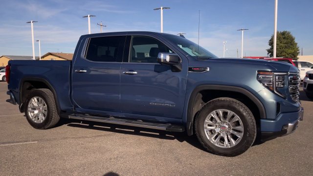 Used 2026 GMC Sierra 1500 Denali w/ Technology Package AWD/4WD image 3