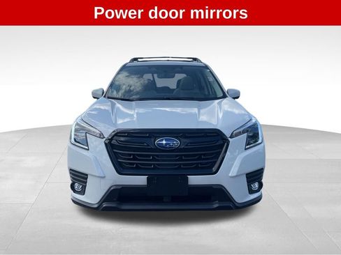 Used 2024 Subaru Forester Premium image 8
