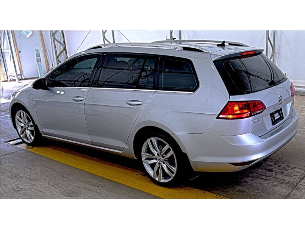 Used 2015 Volkswagen Golf SEL FWD image 4
