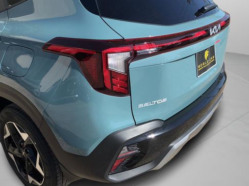 New 2026 Kia Seltos S FWD image 22
