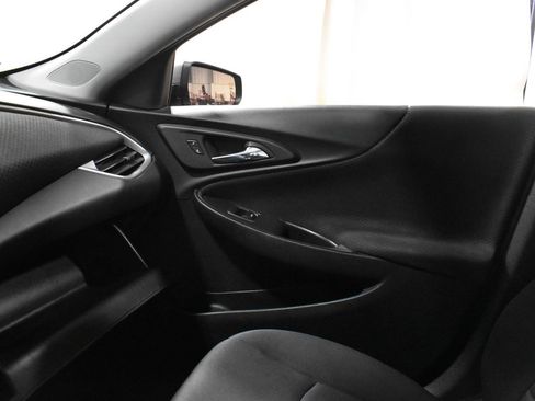 Used 2023 Chevrolet Malibu LS FWD image 17