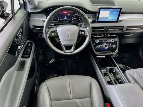 Used 2021 Lincoln Corsair AWD w/ Premium Package image 23