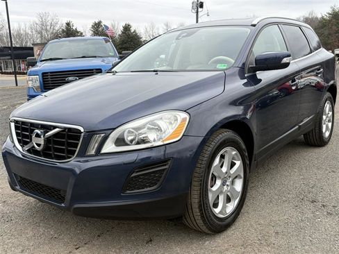 Used 2013 Volvo XC60 3.2 image 1