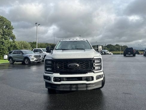 Used 2026 Ford F250 Lariat w/ Black Appearance Package AWD/4WD image 2