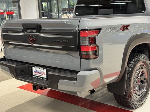 New 2026 Nissan Frontier PRO-4X w/ Pro Premium Package AWD/4WD image 16