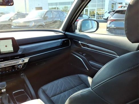 Used 2024 Kia Telluride EX X-Line image 18