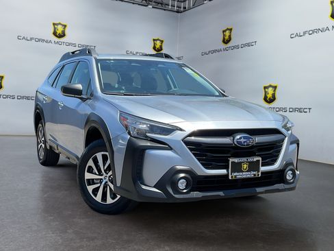 Used 2024 Subaru Outback AWD/4WD image 3
