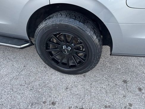 Used 2020 Ford Expedition XLT w/ Equipment Group 202A image 28