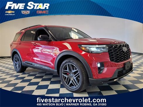 Used 2025 Ford Explorer ST image 1