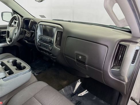 Used 2018 Chevrolet Silverado 1500 LT AWD/4WD image 27