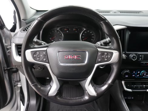 Used 2022 GMC Terrain SLT w/ LPO, 'HIT The Road' Package image 16