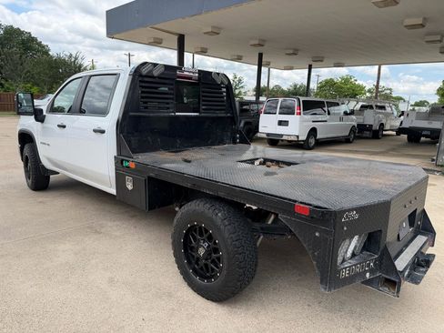 Used 2024 Chevrolet Silverado 2500 W/T w/ WT Convenience Package AWD/4WD image 3