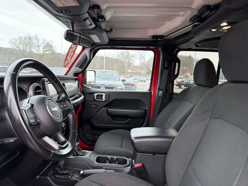 Used 2020 Jeep Wrangler Unlimited Sport S image 11