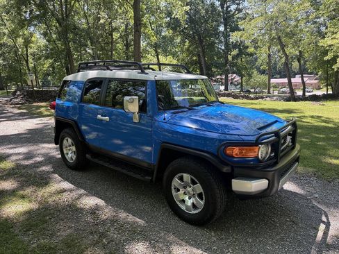 Used 2007 Toyota FJ Cruiser 4WD image 4