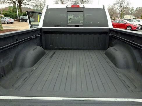 Used 2023 RAM 1500 Big Horn AWD/4WD image 29