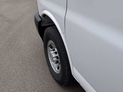 New 2026 Chevrolet Express 2500 Extended w/ Driver Convenience Package RWD image 9