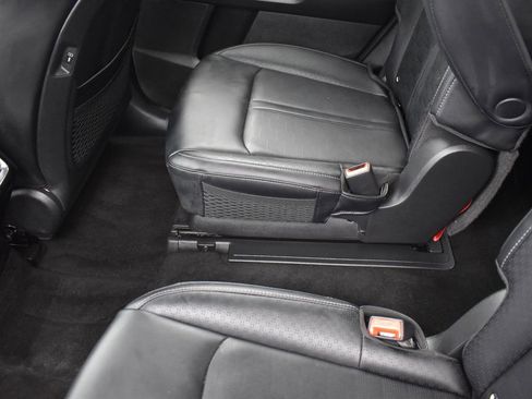 Certified 2025 Kia Sorento EX image 26