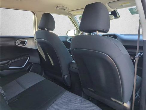 Used 2024 Kia Soul LX w/ Option Group 015 FWD image 20