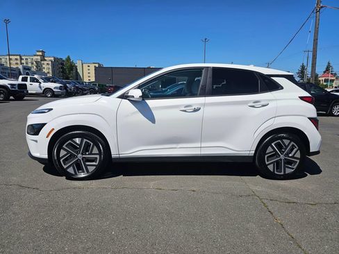 Used 2023 Hyundai Kona SE FWD image 4