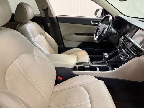 Used 2017 Kia Optima EX w/ Premium Package image 33