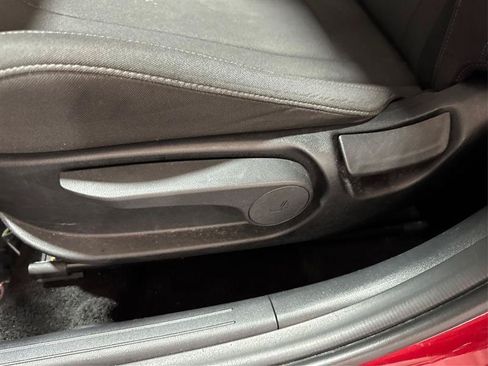 Used 2024 Hyundai Elantra SEL FWD image 19