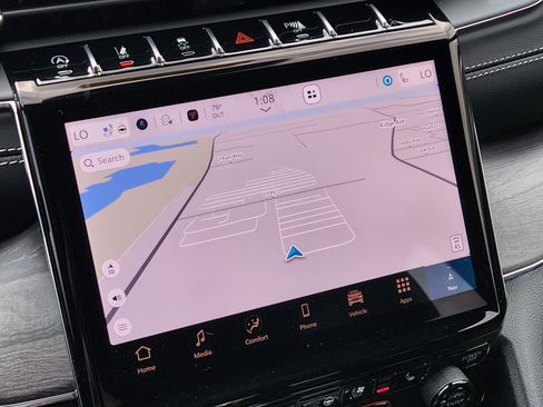 New 2025 Jeep Grand Cherokee L Overland image 4