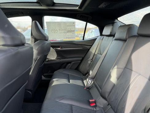 New 2026 Toyota Camry Hybrid AWD/4WD image 6